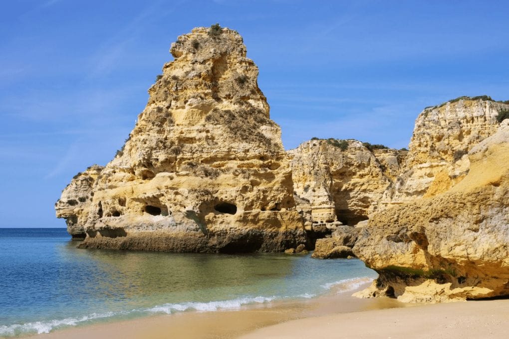 Qual a praia mais bonita do Algarve