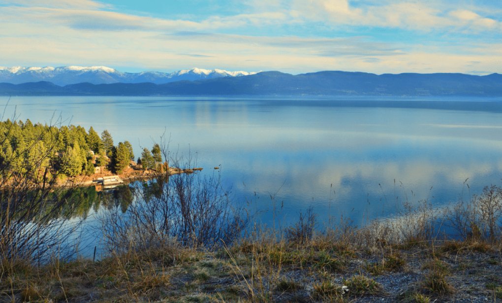 Lago flathead ponto turistico