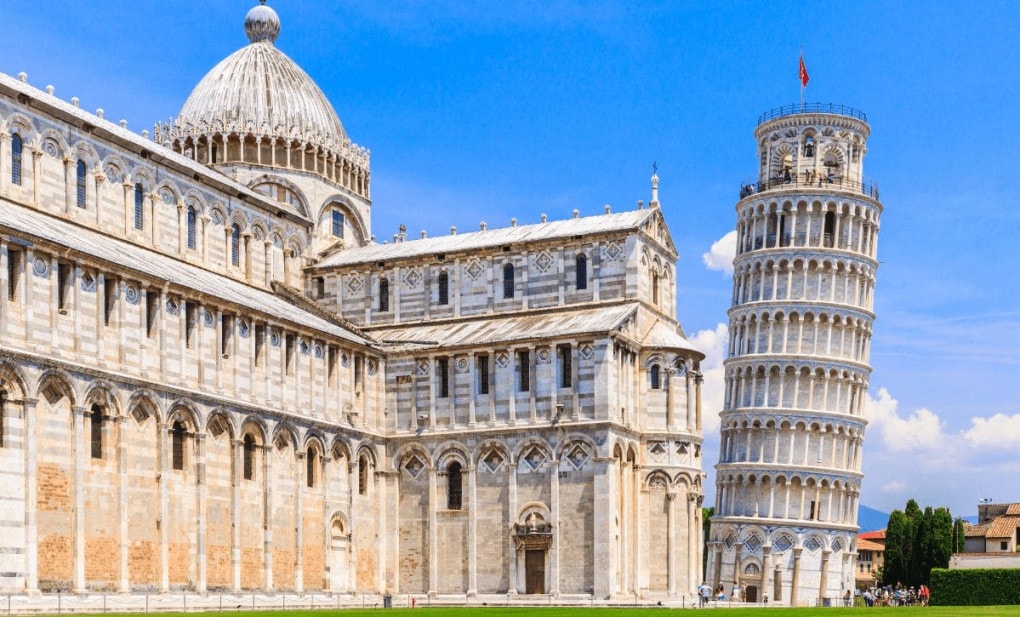 onde fica a torre de ibiza