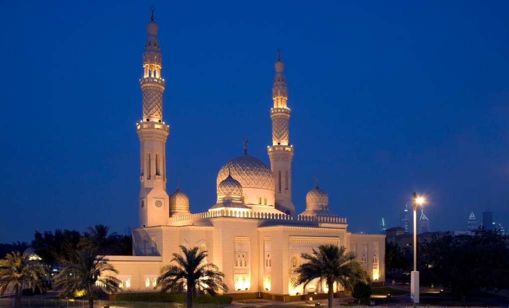 onde fica dubai é qatar