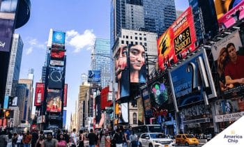 5 curiosidades sobre Ponto Cego: tatuagens de Jane, cena na Times Square e  mais [LISTA]