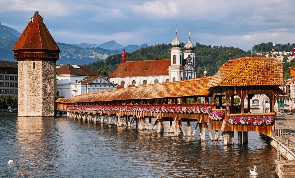 lucerna suíça