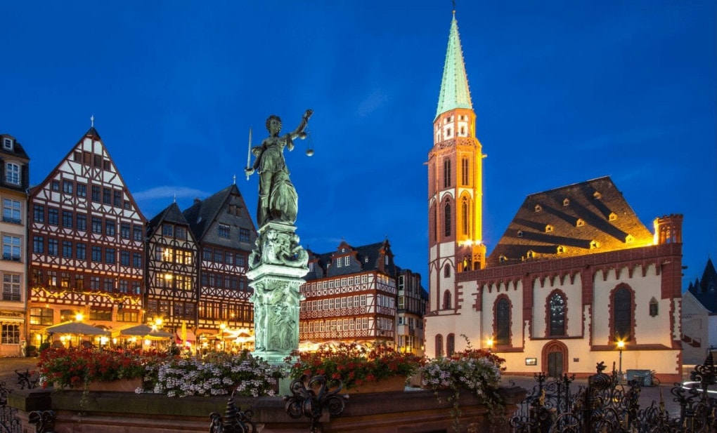 o que fazer em frankfurt durante conexão