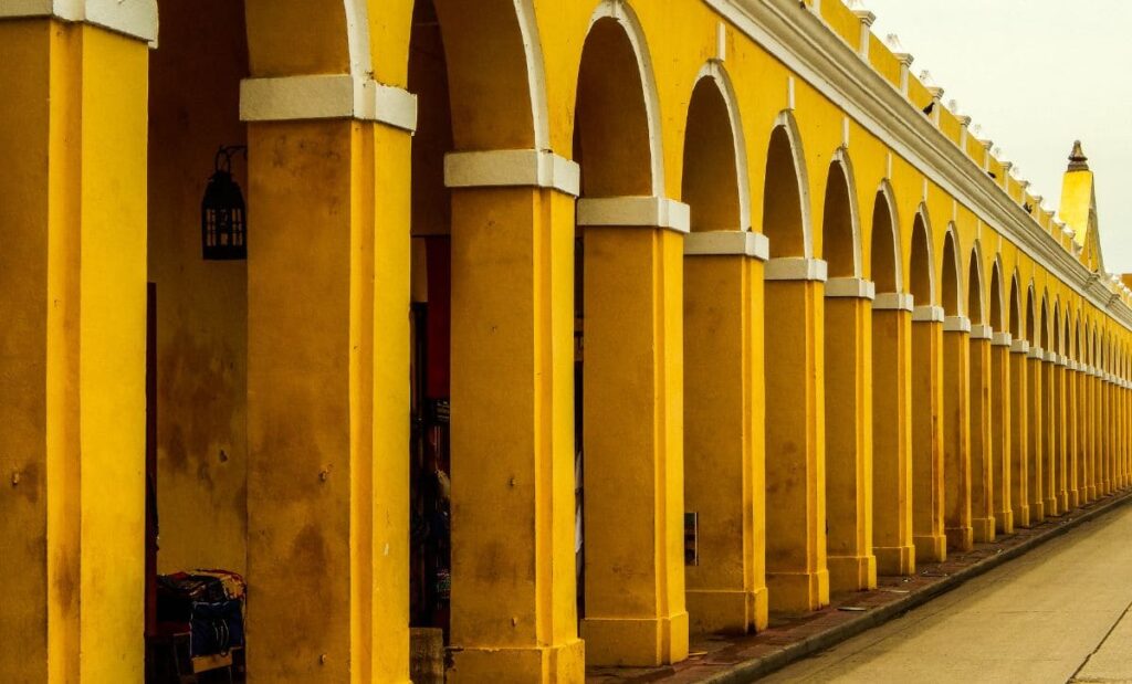 cartagena colombia en español